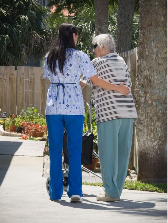 Should You Let Senior Residents Spend Time Outside?